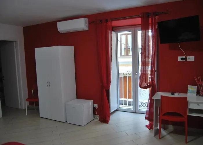 Deluxe Bed & Breakfast