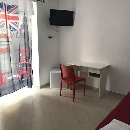 Bed & Breakfast Deluxe